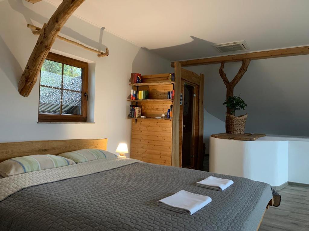 Zerko Holiday Home - Vineyard Chalet With Sauna And Jacuzzi Free Mirna Exterior foto