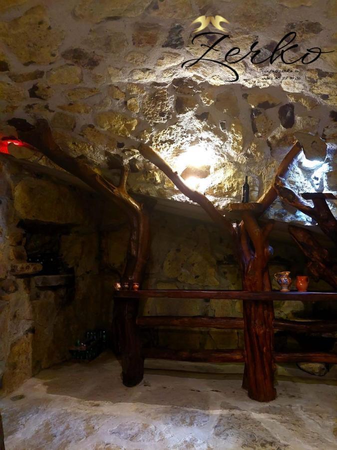 Zerko Holiday Home - Vineyard Chalet With Sauna And Jacuzzi Free Mirna Exterior foto